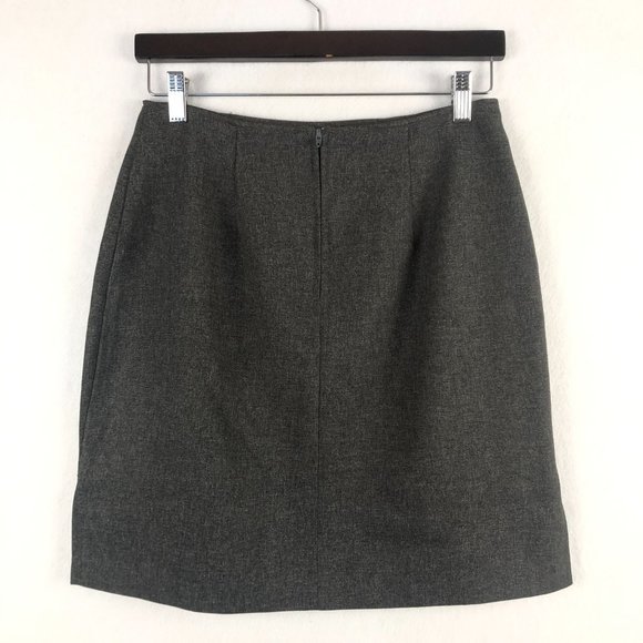 Danielle B Women's Size 8 Grey Side Slit Unlined A-Line Mini Skirt Polyester - Picture 3 of 6